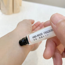 Załaduj obraz do przeglądarki galerii, Hiba Wood Perfumy w olejku