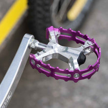 Załaduj obraz do przeglądarki galerii, Pedały MKS XC-III Bear Trap