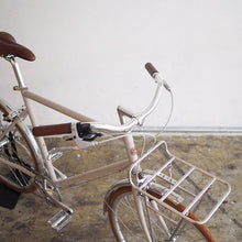 Załaduj obraz do przeglądarki galerii, Bagażnik przedni Commuter – medium