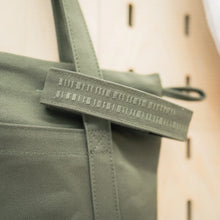 Załaduj obraz do przeglądarki galerii, Tokyobike Plus Fukuoka Round Pannier Bag