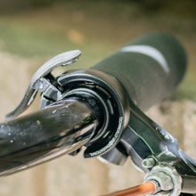 Załaduj obraz do przeglądarki galerii, Dzwonek Knog Oi Prima