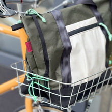 Załaduj obraz do przeglądarki galerii, Acme Tech Tote