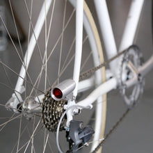 Załaduj obraz do przeglądarki galerii, Lampka tylna LED typu bullet