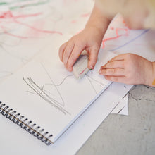 Załaduj obraz do przeglądarki galerii, All Sized Sketchbook