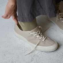 Załaduj obraz do przeglądarki galerii, Trampki MINIMA – tokyobike x MOONSTAR