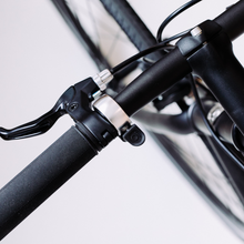 Załaduj obraz do przeglądarki galerii, Dzwonek Knog Oi Classic