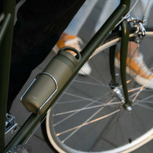 Załaduj obraz do przeglądarki galerii, Koszyk na bidon