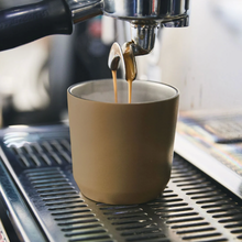 Załaduj obraz do przeglądarki galerii, To Go Tumbler 240 ml