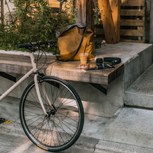 Załaduj obraz do przeglądarki galerii, Składana torba – sacoche
