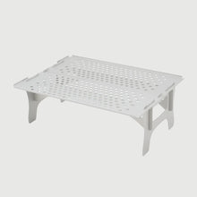 Załaduj obraz do przeglądarki galerii, Sylvan Works Solow Table
