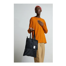 Załaduj obraz do przeglądarki galerii, Składana saszetka Herve
